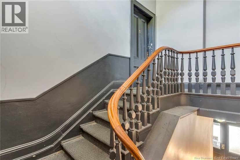 259 Princess Street — photo 4 of 40