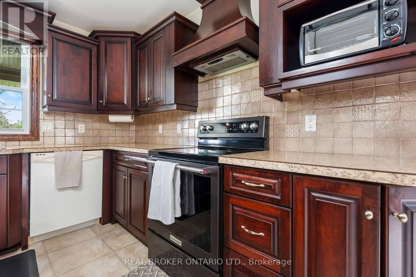 8984 Plank Road — photo 13 of 37