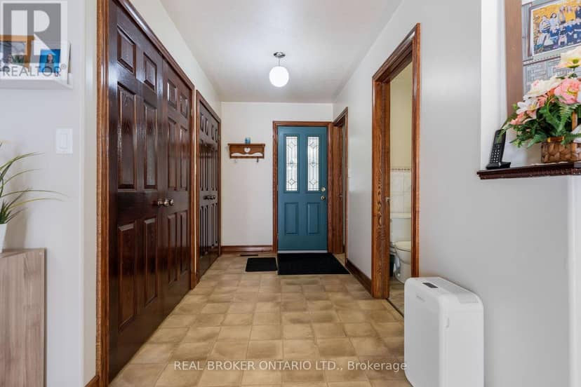 8984 Plank Road — photo 5 of 37