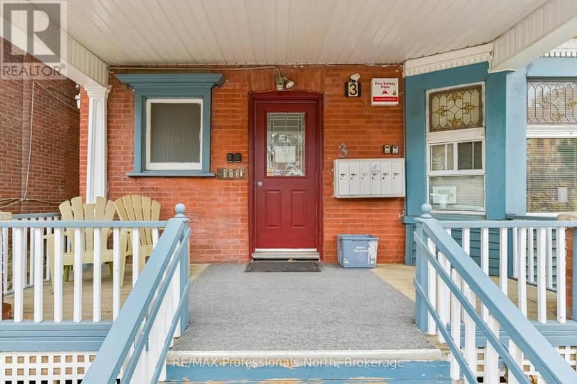 3 Maynard Avenue, Toronto, photo 3
