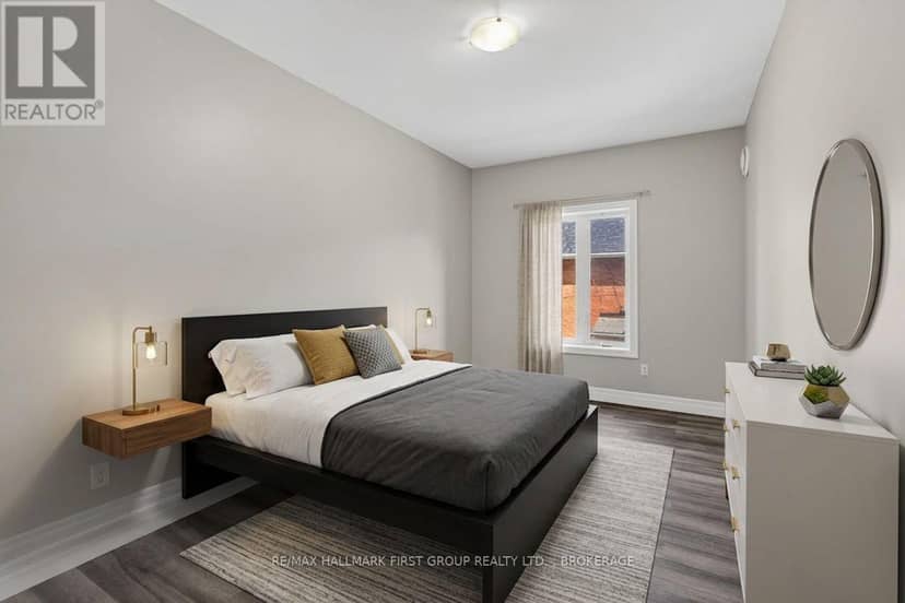 217 - 501 Frontenac Street — photo 17 of 40