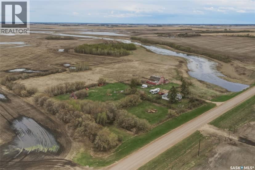 Hagel Acreage Rosthern — photo 1 of 40