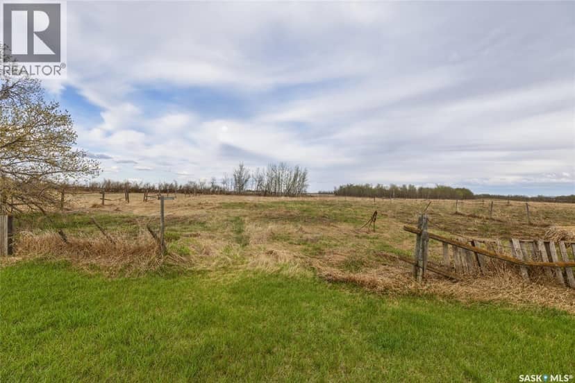 Hagel Acreage Rosthern — photo 16 of 40
