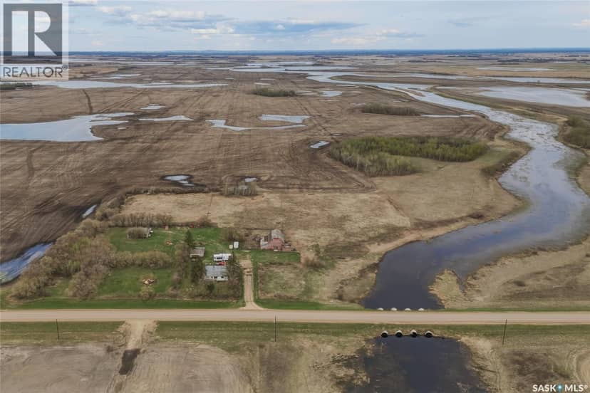 Hagel Acreage Rosthern — photo 3 of 40