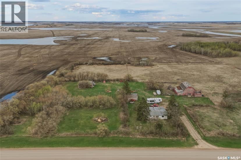 Hagel Acreage Rosthern — photo 8 of 40
