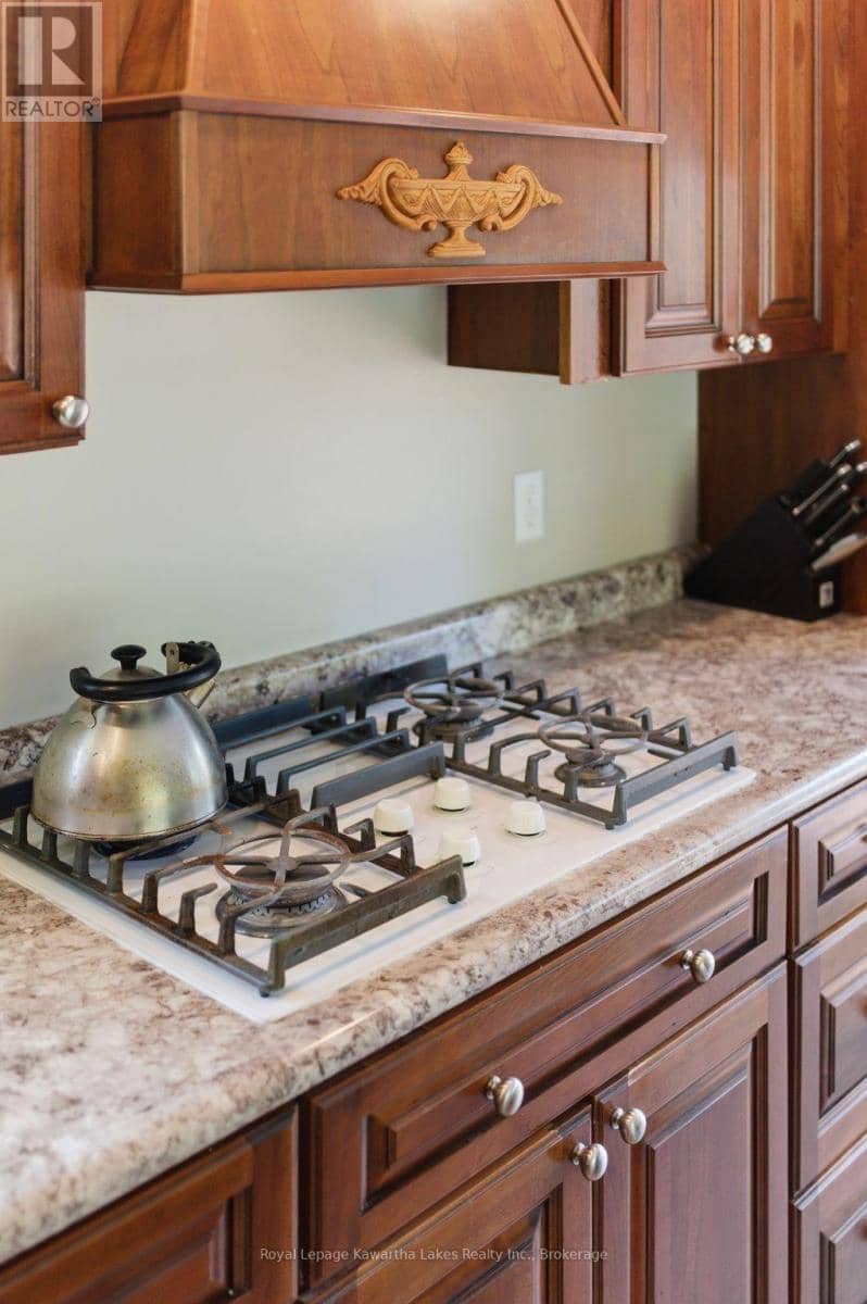 2794 County Road 48 — photo 11 of 40