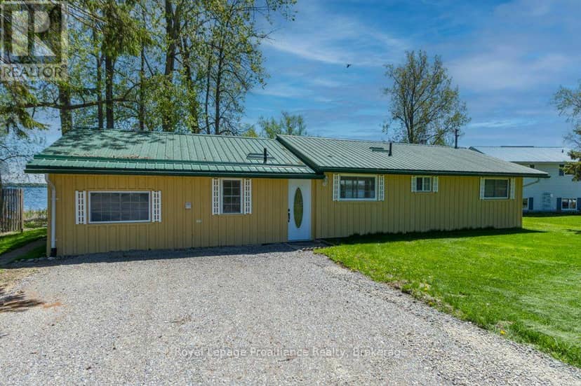 22579 Loyalist Parkway — photo 1 of 23