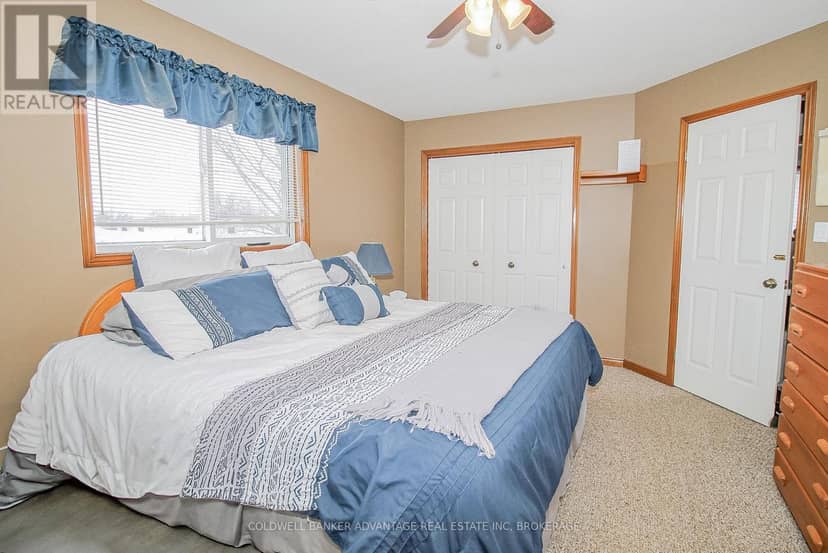 19 Windle Village Crescent — photo 15 of 34