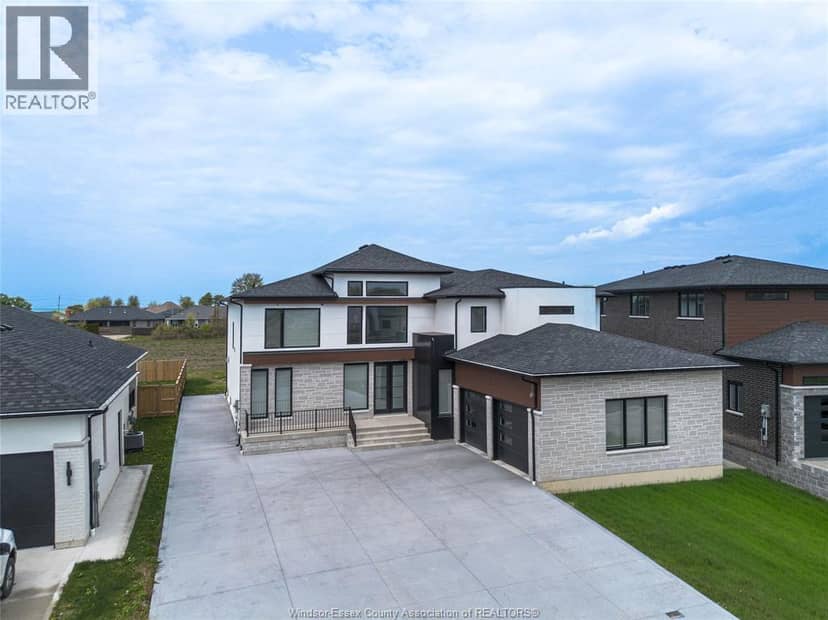7 Cypress Pointe — photo 1 of 40