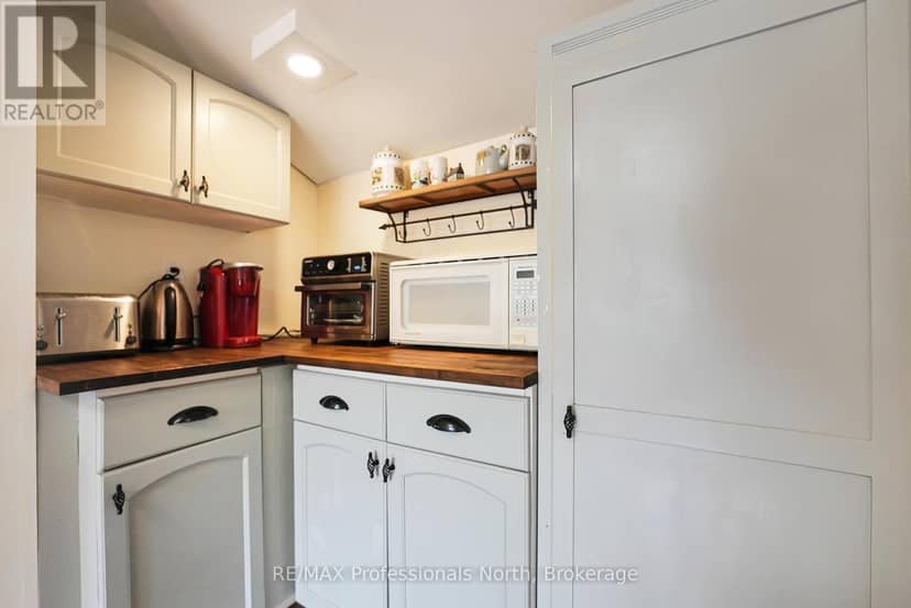 1514 Little Straggle Lake Drive — photo 13 of 38