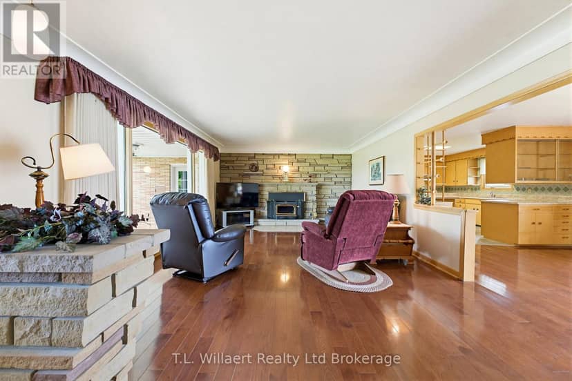 70 Albert Street — photo 7 of 40