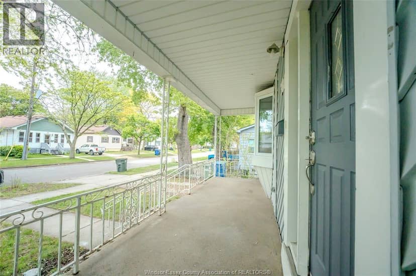 380 Chappell — photo 4 of 29