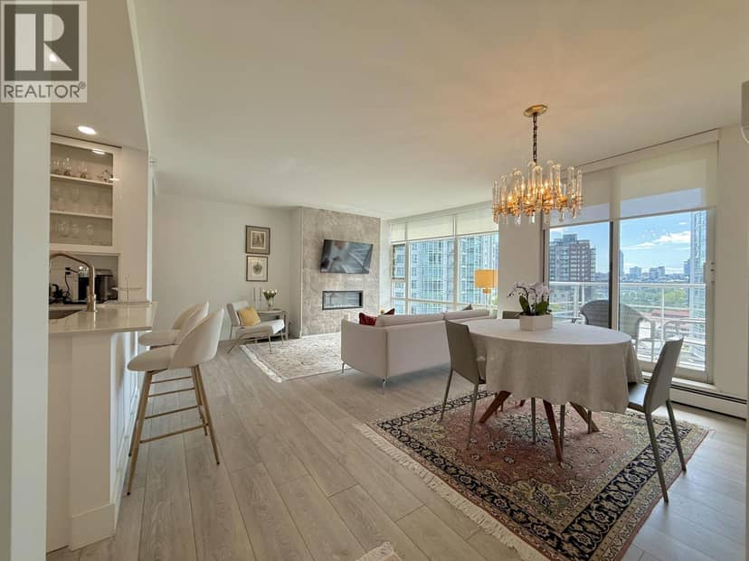 1008 198 AQUARIUS MEWS, Vancouver, photo 3