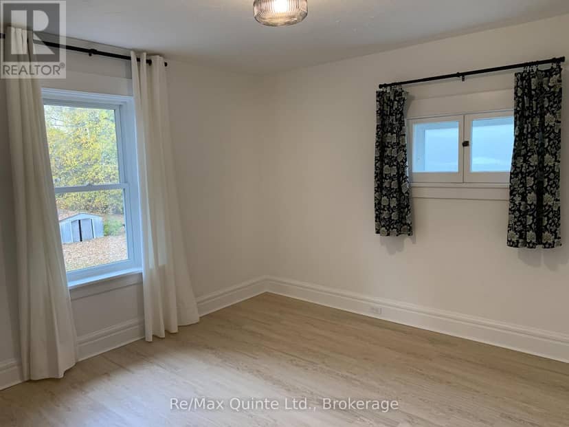 146 Bleecker Avenue — photo 6 of 40