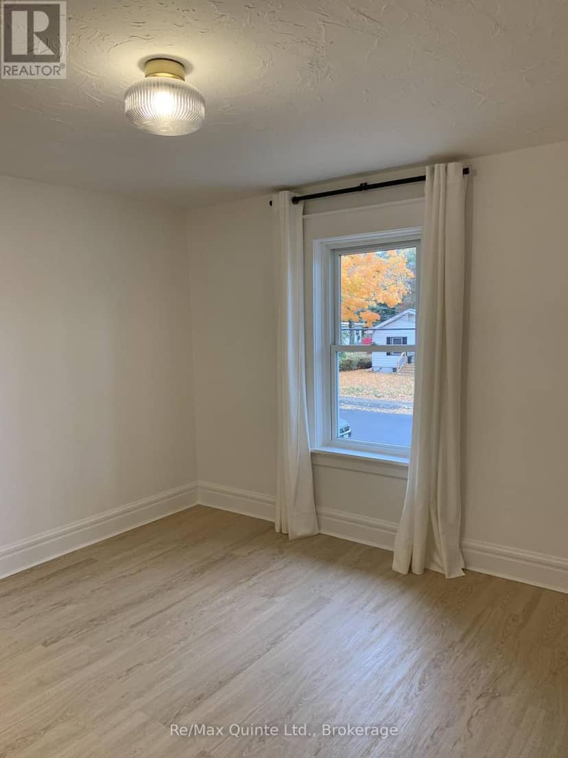 146 Bleecker Avenue — photo 8 of 40