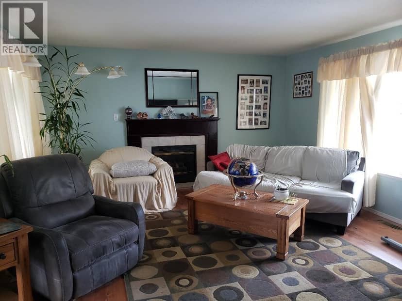 2455 KRESTON STREET, Terrace, photo 3