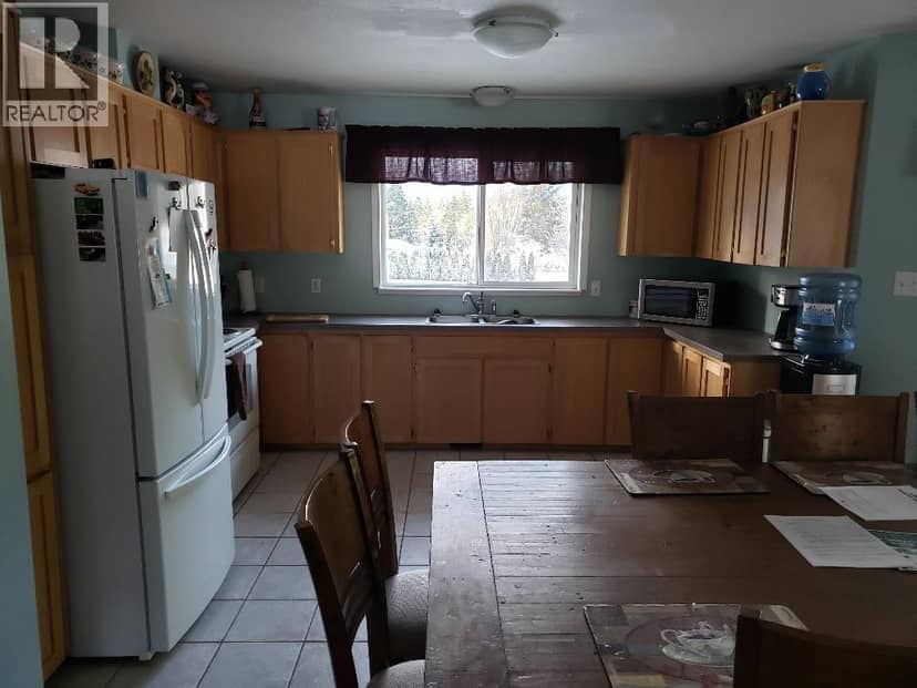 2455 KRESTON STREET, Terrace, photo 2