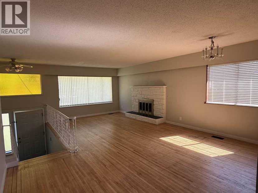 3466 E 2ND AVENUE, Vancouver, photo 2