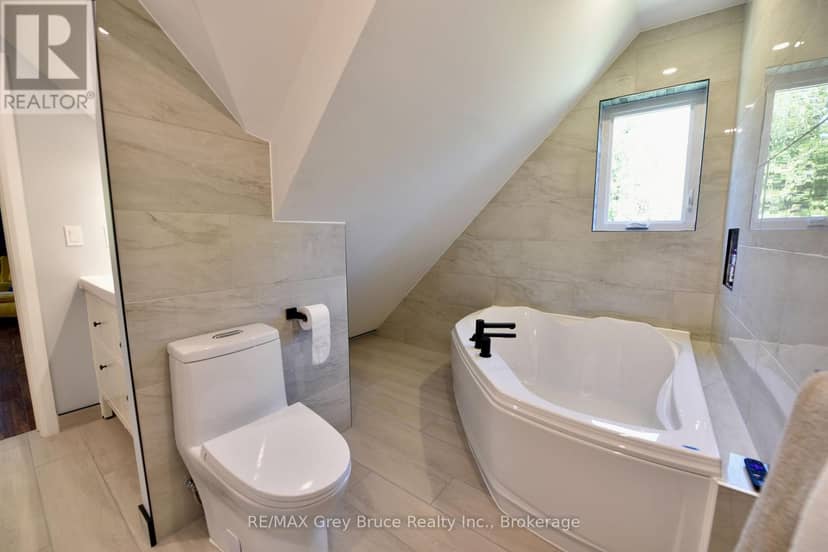751 Pike Bay Road — photo 32 of 40