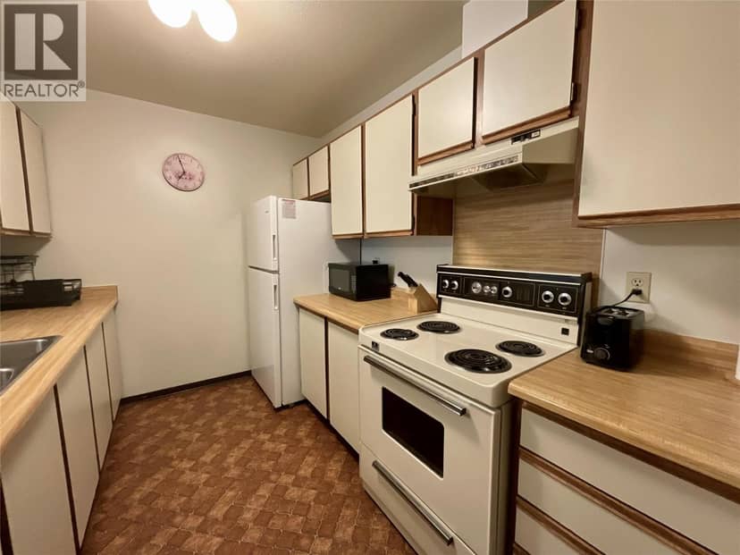 108 Spruce Avenue Unit# 315, Tumbler Ridge, photo 3