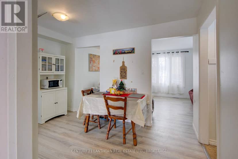 6 Woodstone Crescent — photo 9 of 35