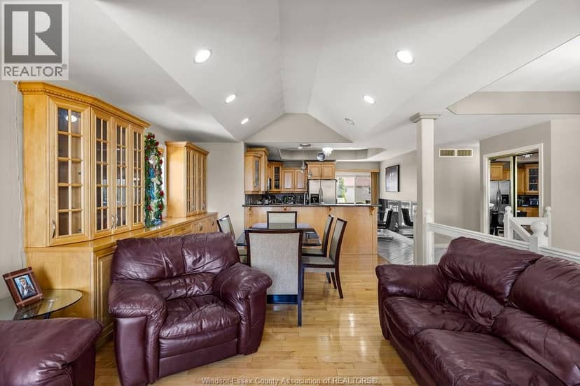 4620 Bunker — photo 6 of 40