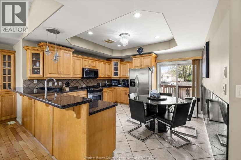 4620 Bunker — photo 8 of 40