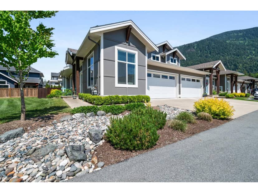 36 628 MCCOMBS DRIVE, Harrison Hot Springs, Harrison Hot Springs