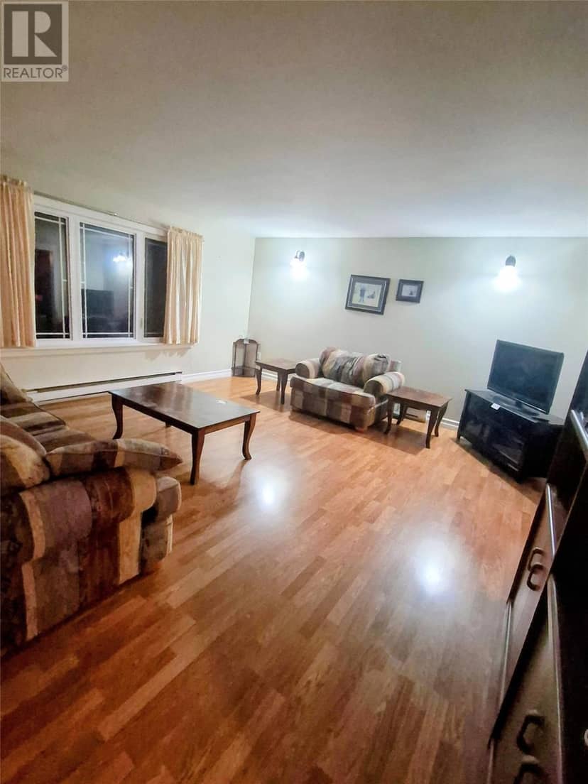 2 Burkes Road — photo 17 of 21