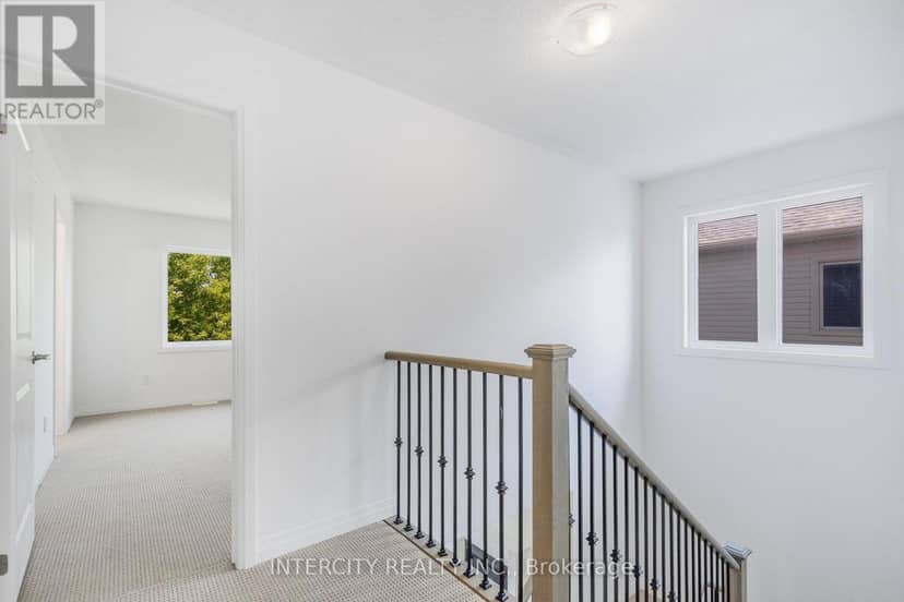 327 Quebec Street — photo 19 of 40