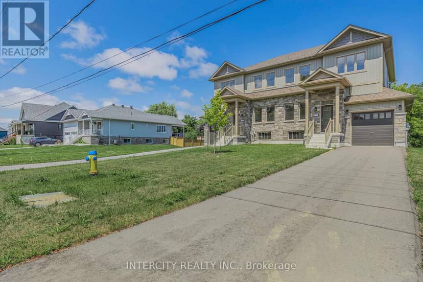 327 Quebec Street — photo 3 of 40