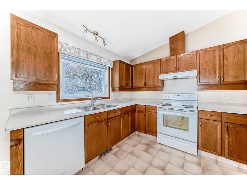 4815 32 AV NW, Edmonton, photo 7