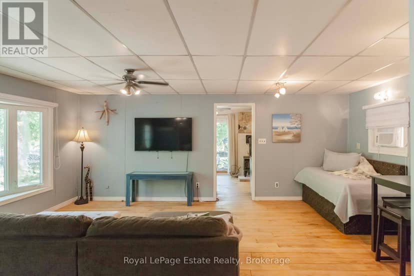 1076 French Bay Road — photo 10 of 40
