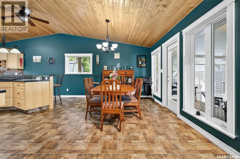 417 Daniel DRIVE — photo 17 of 40