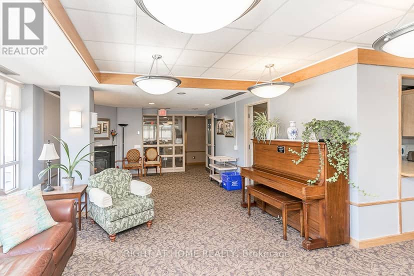 53 - 74 Ross Street — photo 17 of 22