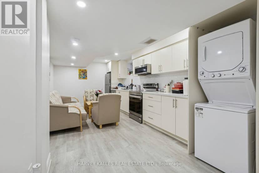 409 Tealby Crescent — photo 35 of 40