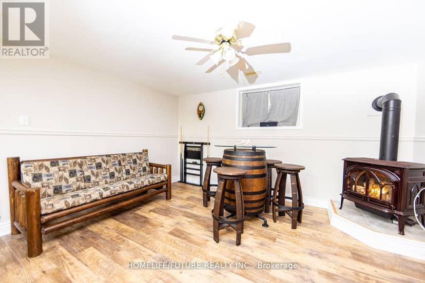 1559 North Belmont Concession — photo 3 of 25