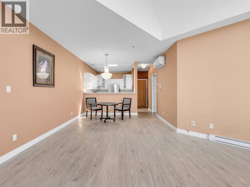 315 8651 ACKROYD ROAD, Richmond, photo 5