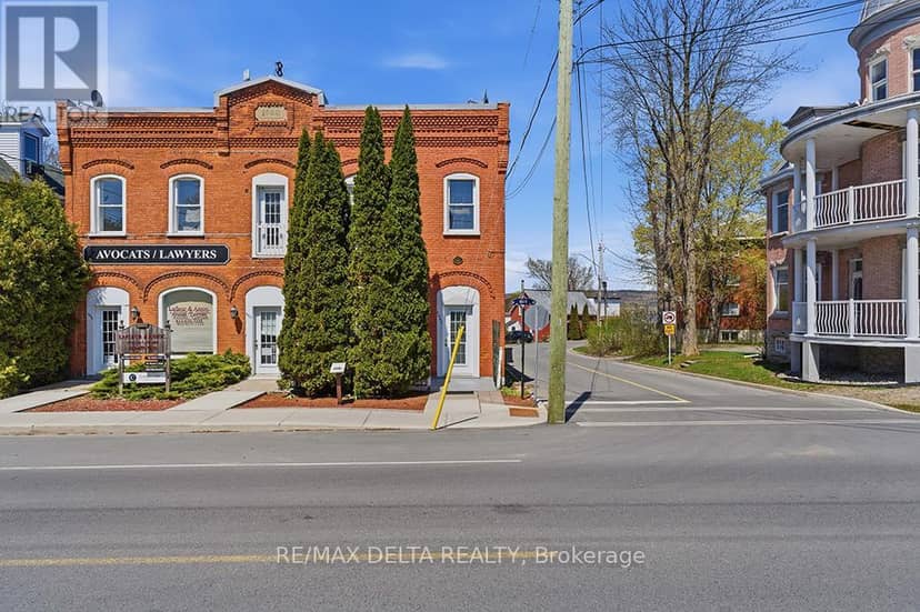1040-1042 King Street, Champlain