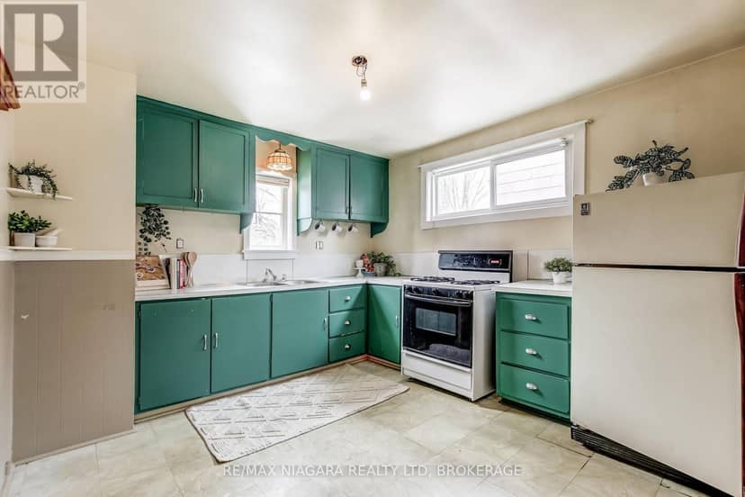 8 Catharine Street — photo 40 of 40