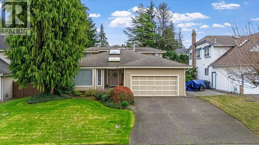 1841 WALNUT CRESCENT, Coquitlam, photo 2