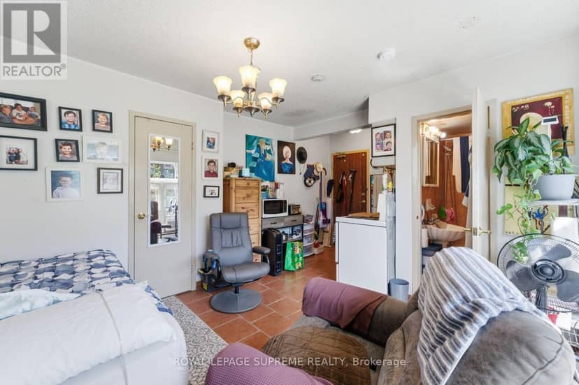20 Maynard Avenue — photo 17 of 40