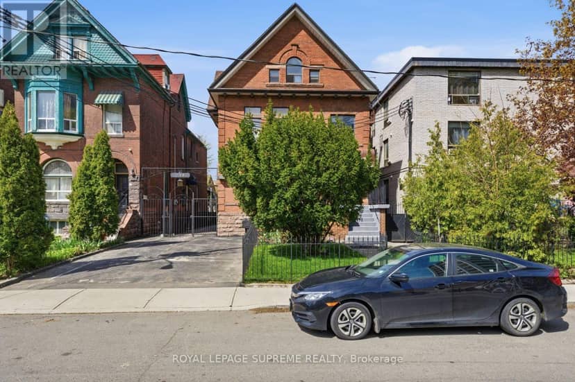 20 Maynard Avenue, Toronto, photo 2