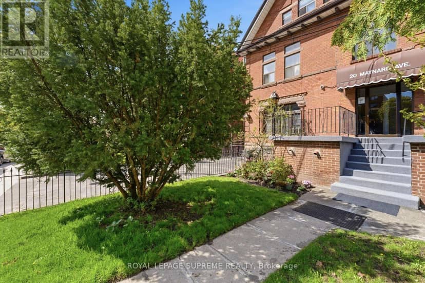 20 Maynard Avenue, Toronto, photo 3