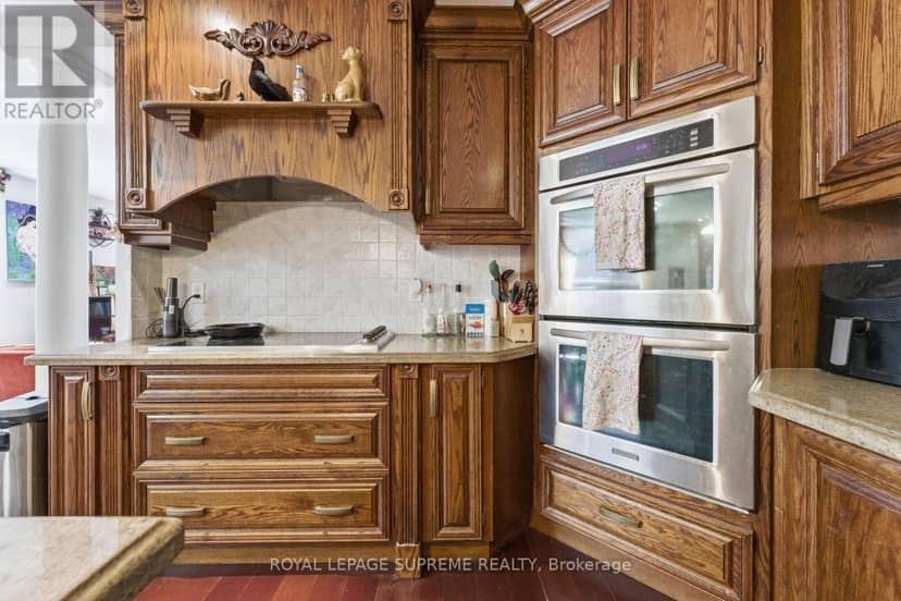 20 Maynard Avenue — photo 33 of 40