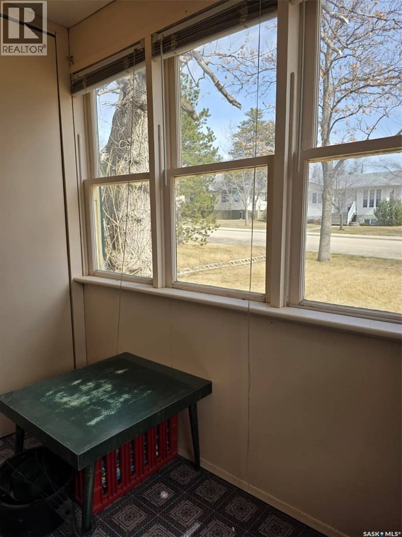 604 3rd AVENUE NW, Swift Current, photo 8