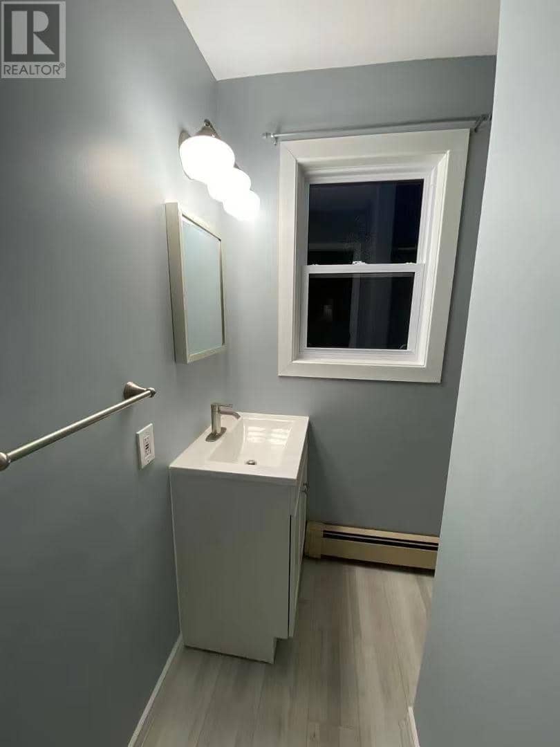 581-583 Queen Street — photo 17 of 20