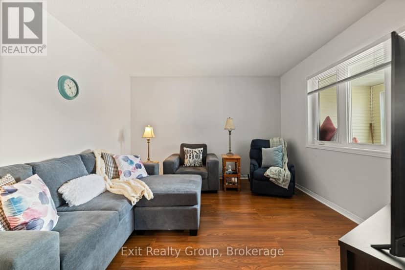 7 Cretney Drive — photo 23 of 40