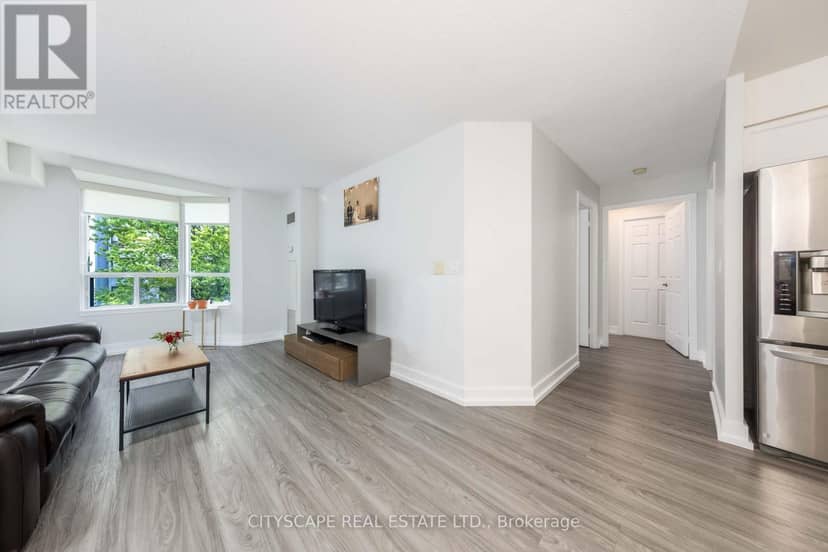 609 - 5940 Yonge Street — photo 13 of 20