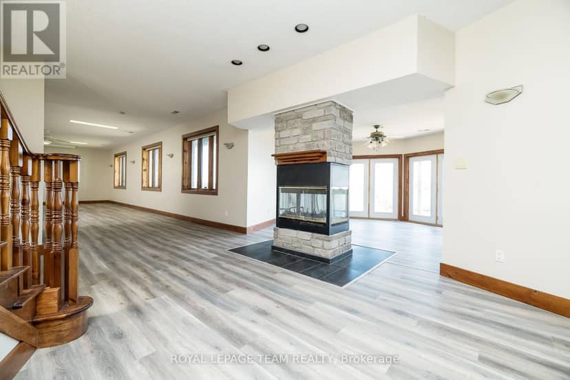 605 Big Rideau North Shore Road — photo 32 of 40